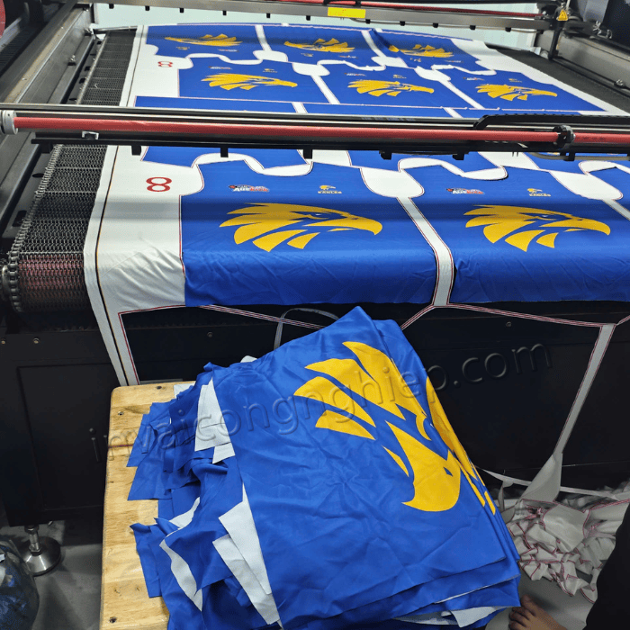 cắt laser áo thun